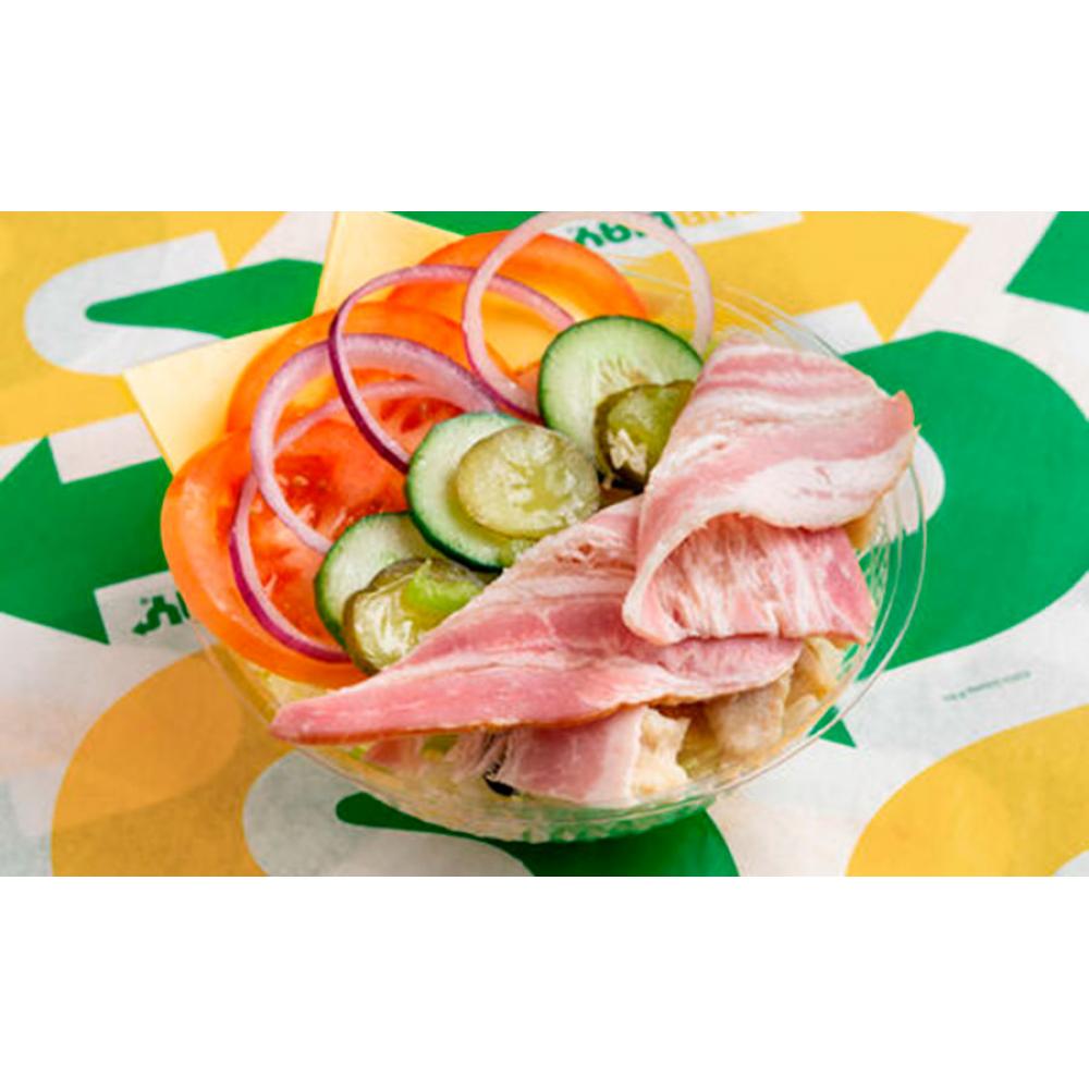 Салат "Курица бекон мелт"